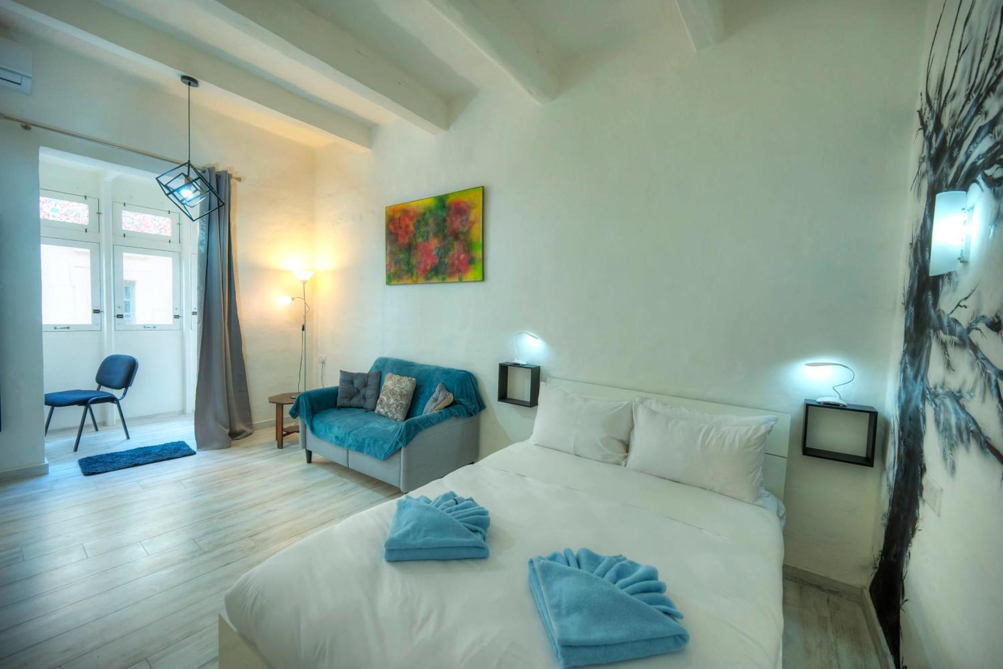 Charming 3 Storey Apartment In Valletta Centre, Ngri1-1 Bagian luar foto