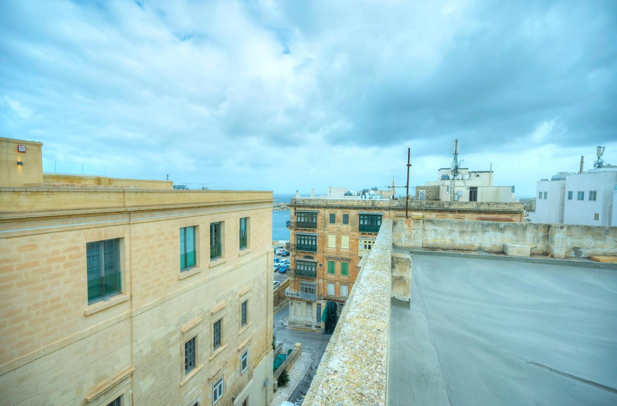 Charming 3 Storey Apartment In Valletta Centre, Ngri1-1 Bagian luar foto