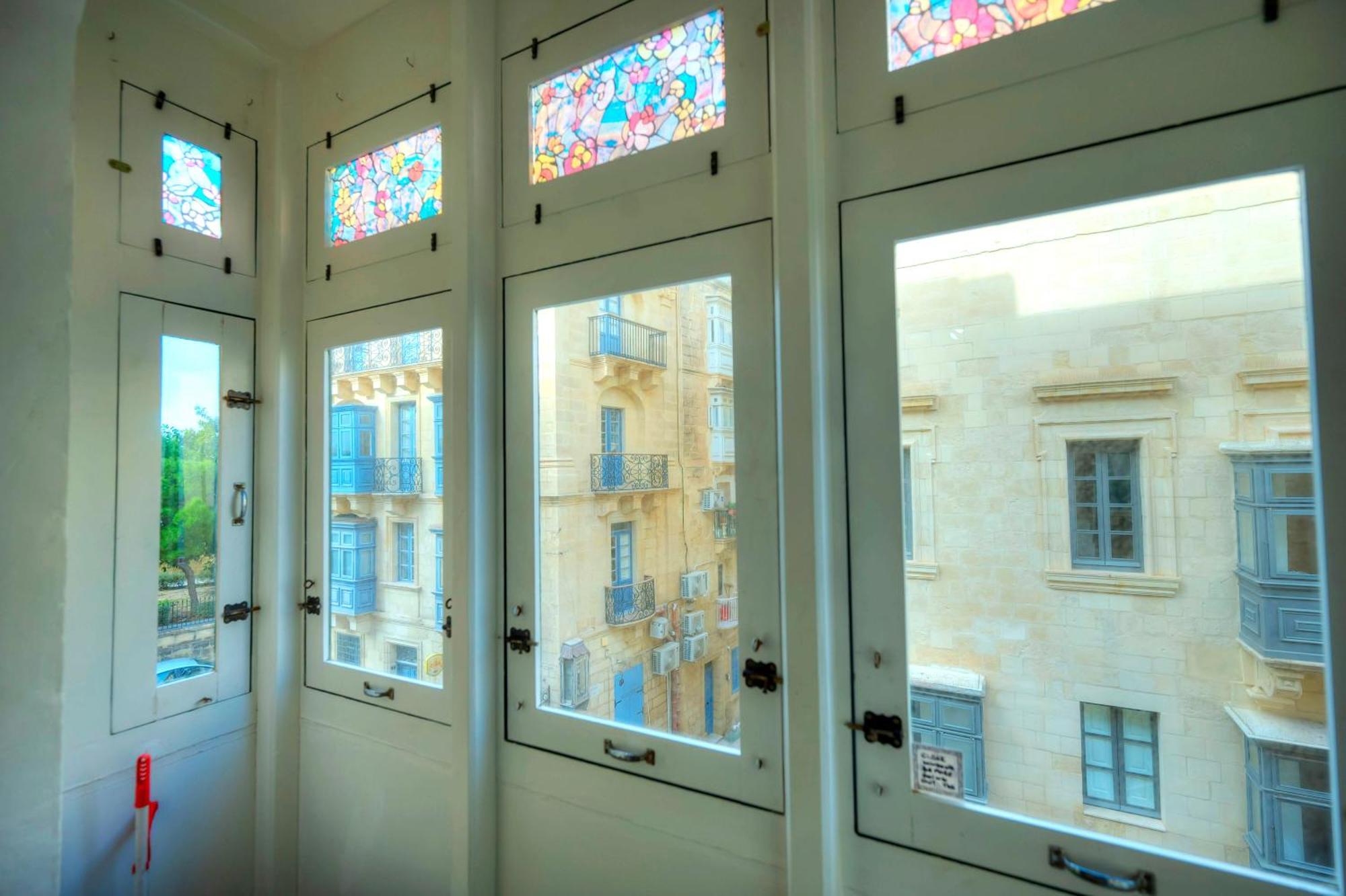 Charming 3 Storey Apartment In Valletta Centre, Ngri1-1 Bagian luar foto